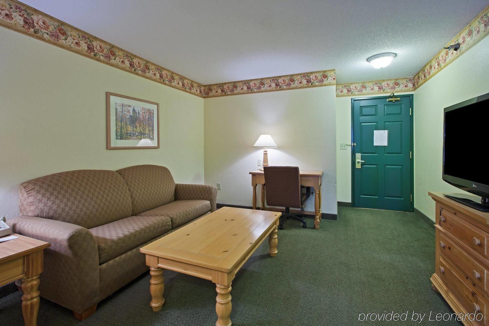Country Inn & Suites By Radisson, Mason City, Ia Habitación foto